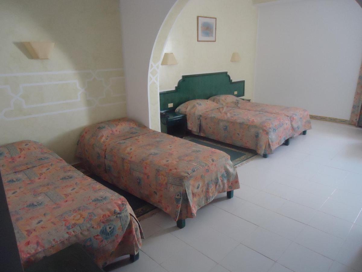 מונסטיר Hotel Mezri מראה חיצוני תמונה