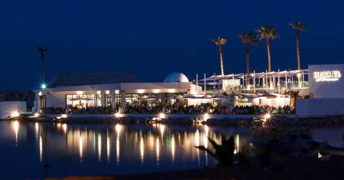 מונסטיר Hotel Mezri מראה חיצוני תמונה