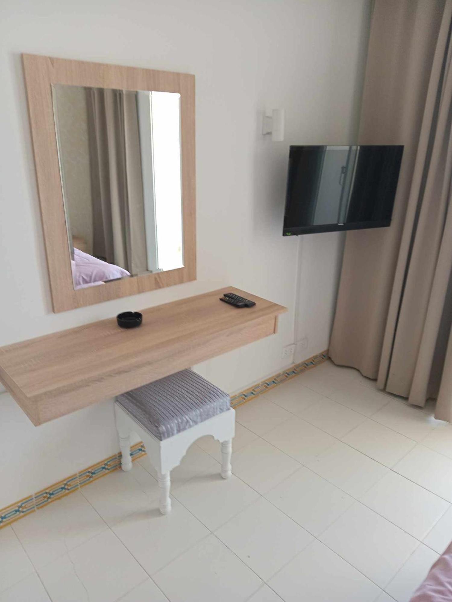 מונסטיר Hotel Mezri מראה חיצוני תמונה